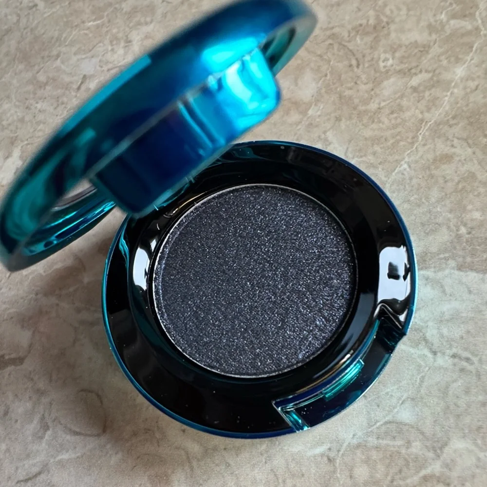 MAC Colourdrenched Eyeshadow Pigment No Taboos Metallic Blue Shimmer Sparkle NEW